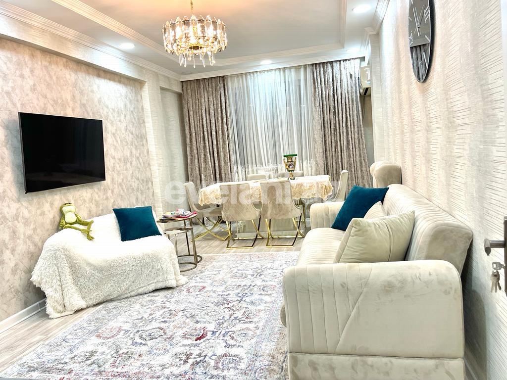 Kirayə verilir, yeni tikili, 3 otaqlı, 130 m², Bakı, Yasamal r.
