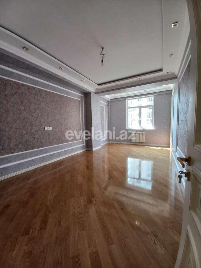 Satılır, köhnə tikili, 4 otaqlı, 153 m², Bakı, Yasamal r, İnşaatçılar m.