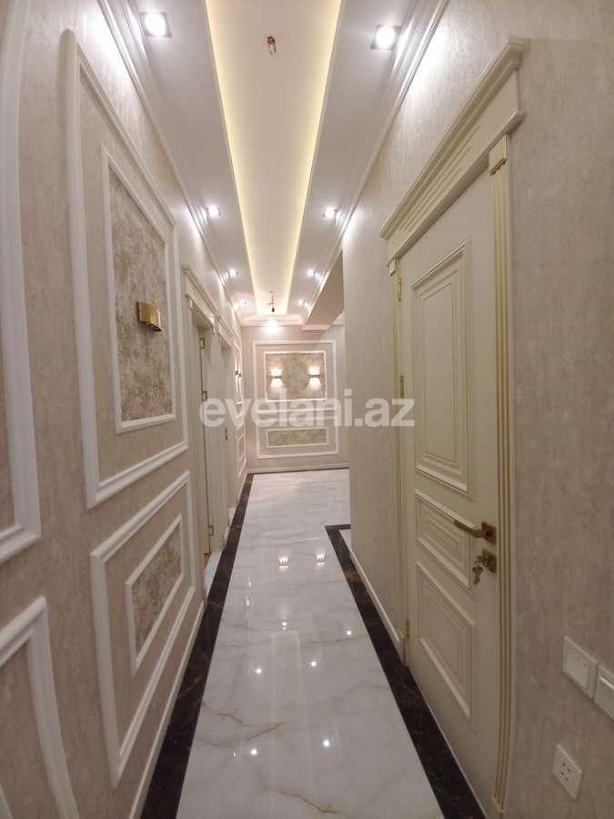 Satılır, köhnə tikili, 4 otaqlı, 153 m², Bakı, Yasamal r, İnşaatçılar m.