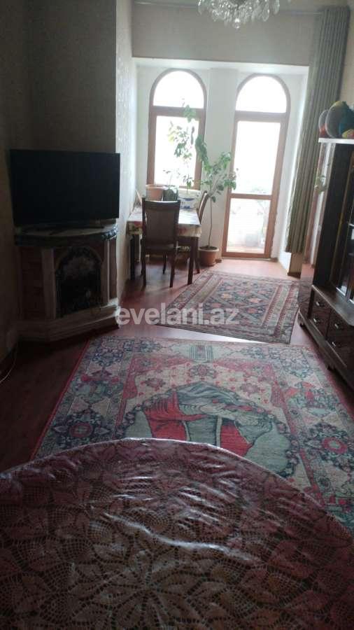 Satılır, köhnə tikili, 3 otaqlı, 80 m², Bakı, Nəsimi r.