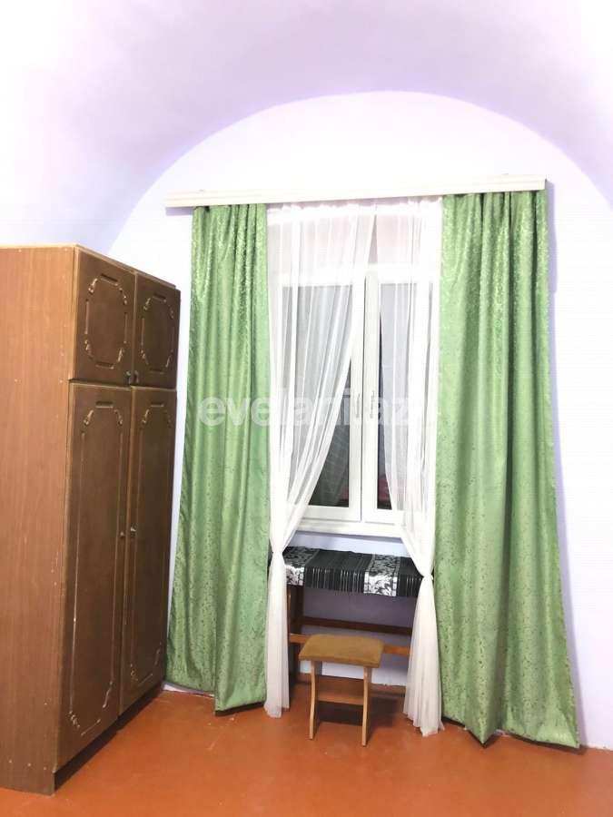 Kirayə verilir, köhnə tikili, 2 otaqlı, 50 m², Bakı, Səbail r, Sahil m.