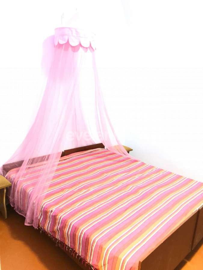 Kirayə verilir, köhnə tikili, 2 otaqlı, 50 m², Bakı, Səbail r, Sahil m.