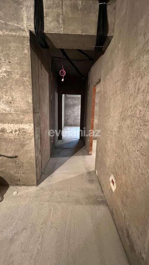 Satılır, yeni tikili, 4 otaqlı, 162 m², Bakı, Yasamal r, Elmlər Akademiyası m.