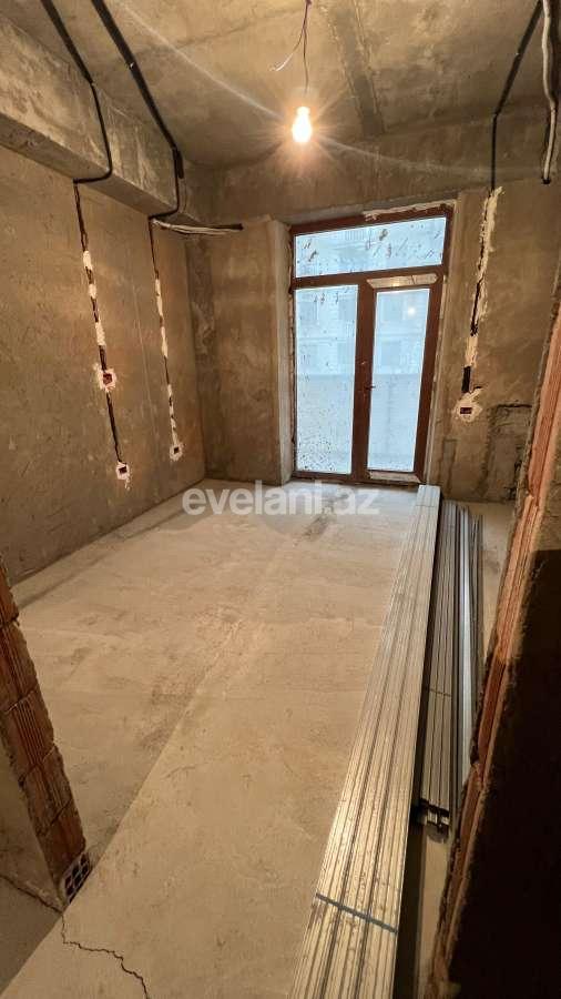 Satılır, yeni tikili, 4 otaqlı, 162 m², Bakı, Yasamal r, Elmlər Akademiyası m.