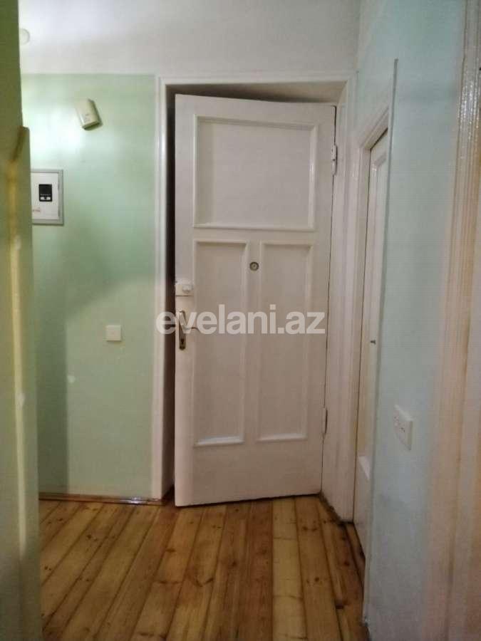 Kirayə verilir, köhnə tikili, 2 otaqlı, 54.99 m², Bakı, Səbail r, Bayıl q.