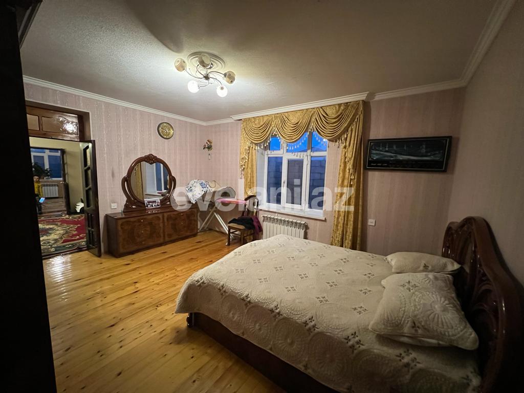 Satılır, həyət evi / bağ, 10 otaqlı, 296 m², Bakı, Xəzər r, Binə q.