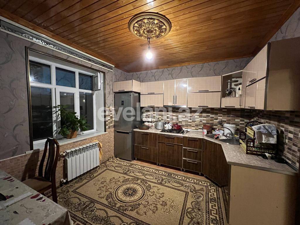 Satılır, həyət evi / bağ, 10 otaqlı, 296 m², Bakı, Xəzər r, Binə q.
