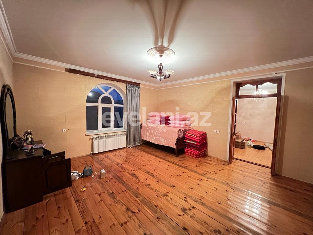 Satılır, həyət evi / bağ, 10 otaqlı, 296 m², Bakı, Xəzər r, Binə q.