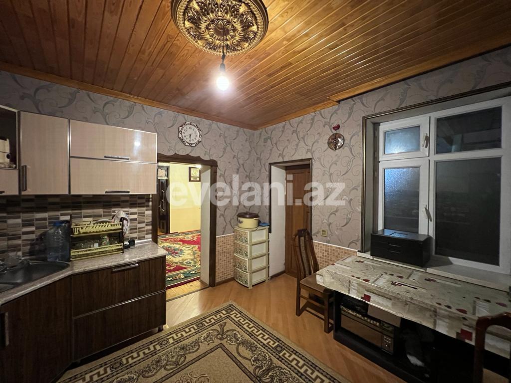 Satılır, həyət evi / bağ, 10 otaqlı, 296 m², Bakı, Xəzər r, Binə q.