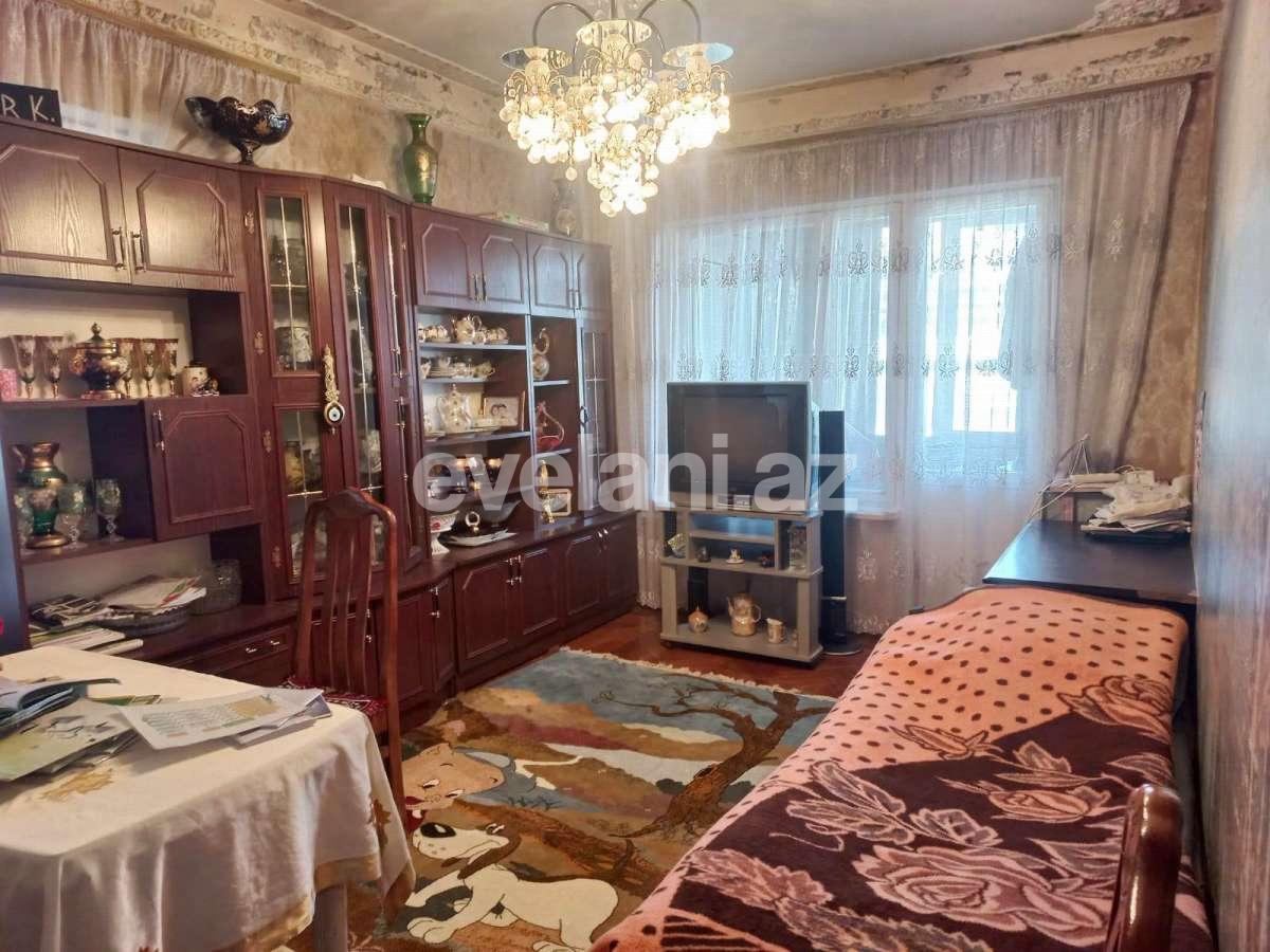 Продаётся, вторичка, 4-комнаты, 105 m², Баку, Бинагадинский r, 8-й микрорайон p.