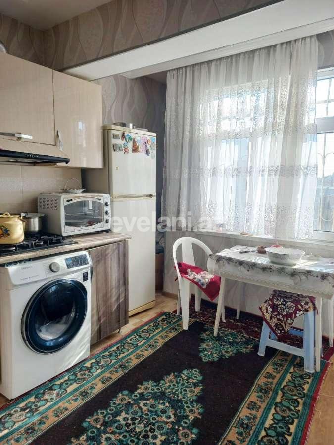 Продаётся, вторичка, 4-комнаты, 105 m², Баку, Бинагадинский r, 8-й микрорайон p.