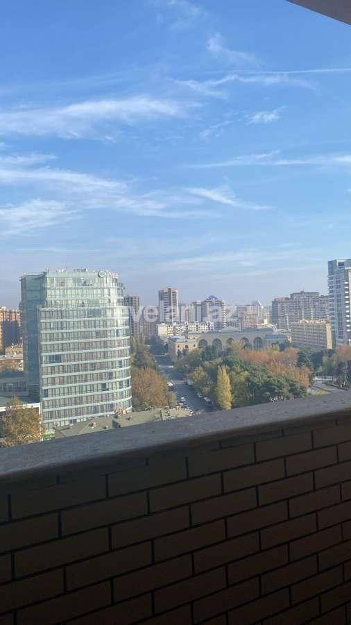 Kirayə verilir, yeni tikili, 2 otaqlı, 85 m², Bakı, Nəsimi r, 28 may m.