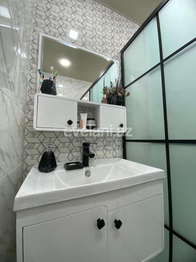 Satılır, köhnə tikili, 2 otaqlı, 70 m², Bakı, Suraxanı r, Yeni Günəşli q.