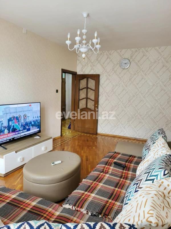 Satılır, köhnə tikili, 2 otaqlı, 65 m², Bakı, Xətai r, Əhmədli q.