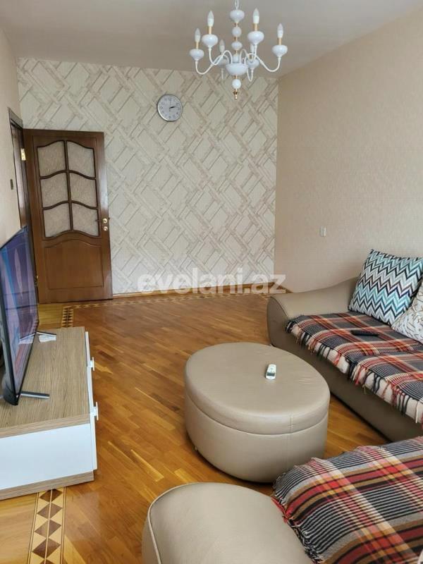 Satılır, köhnə tikili, 2 otaqlı, 65 m², Bakı, Xətai r, Əhmədli q.