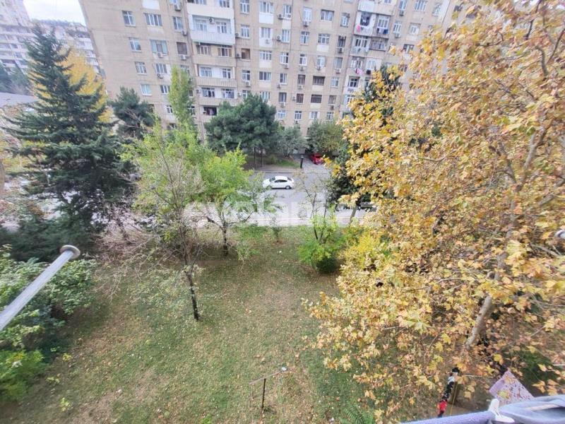 Satılır, köhnə tikili, 2 otaqlı, 65 m², Bakı, Xətai r, Əhmədli q.