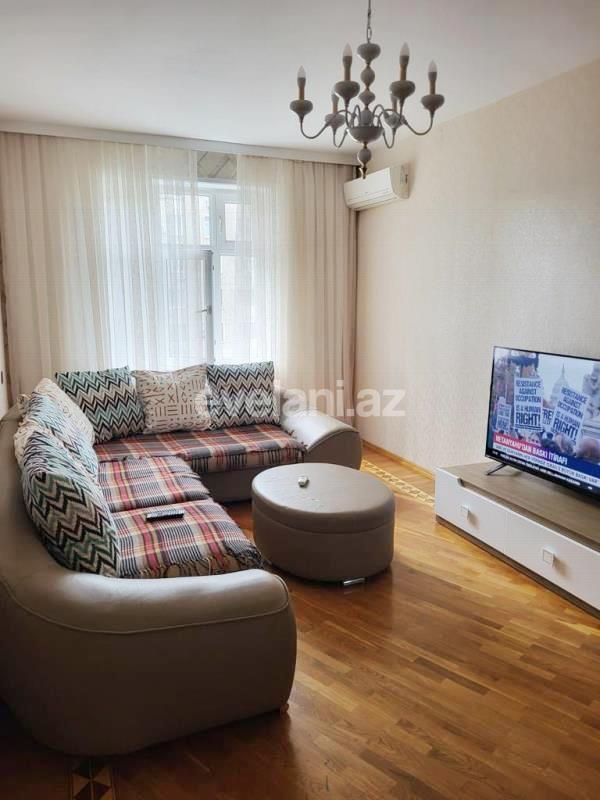Satılır, köhnə tikili, 2 otaqlı, 65 m², Bakı, Xətai r, Əhmədli q.