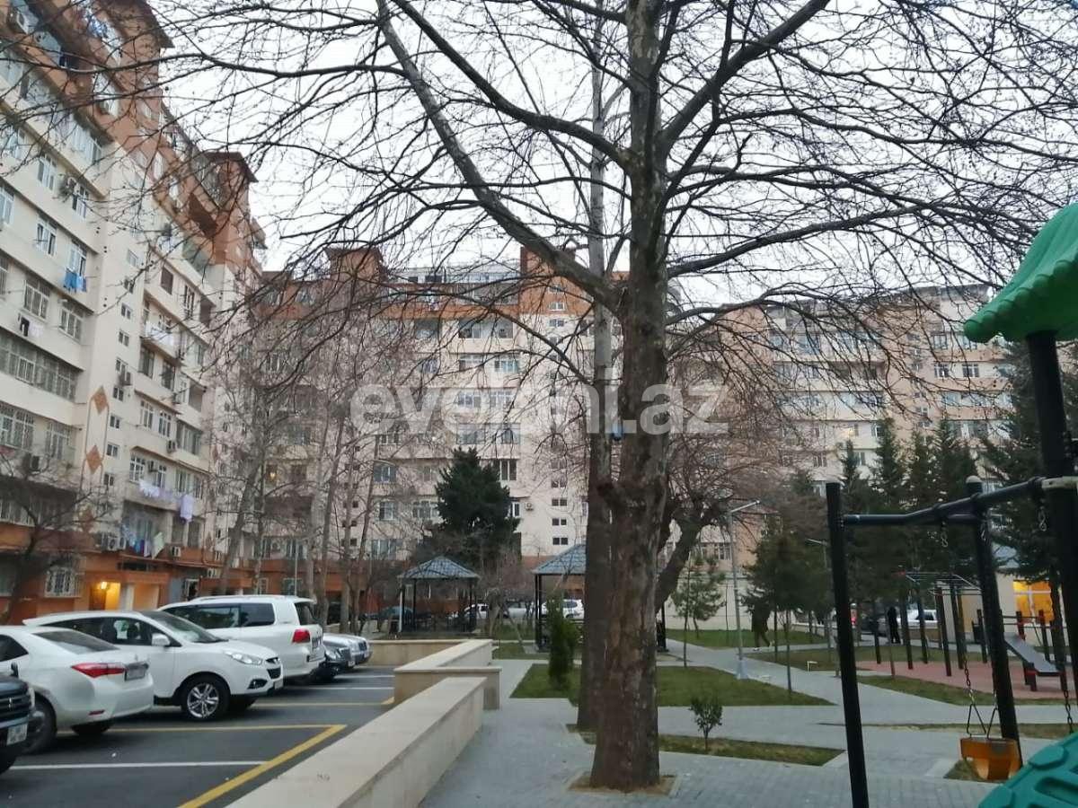 Sale, old building, 2 room, 70 m², Baku, Binagadi r, 8-th microdistrict d.