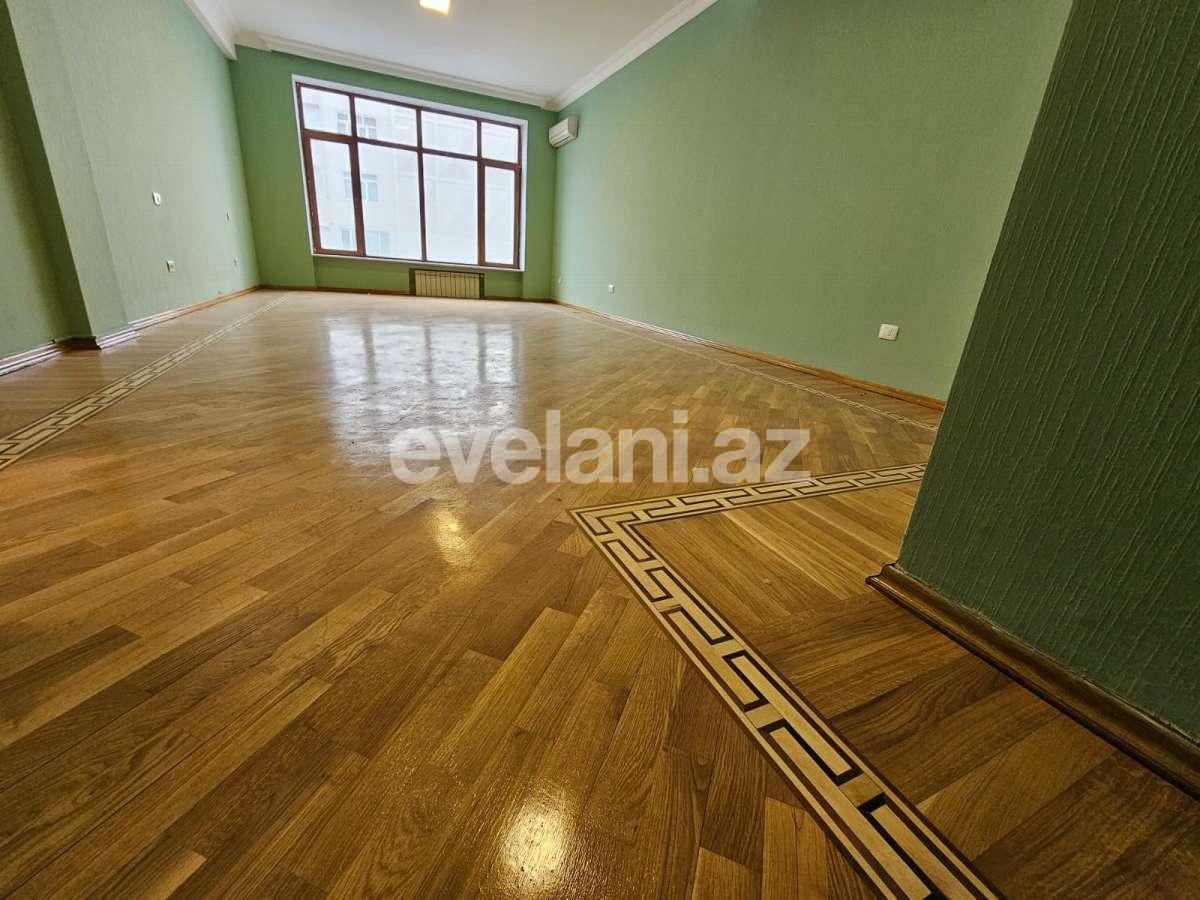 Сдаётся, офис, 5-комнаты, 210 m², Баку, Хатаинский r, Шах Исмаил Хатаи m.