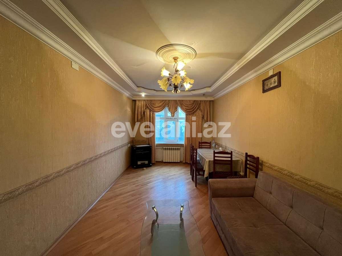 Satılır, köhnə tikili, 3 otaqlı, 80 m², Bakı, Suraxanı r, Yeni Günəşli q.