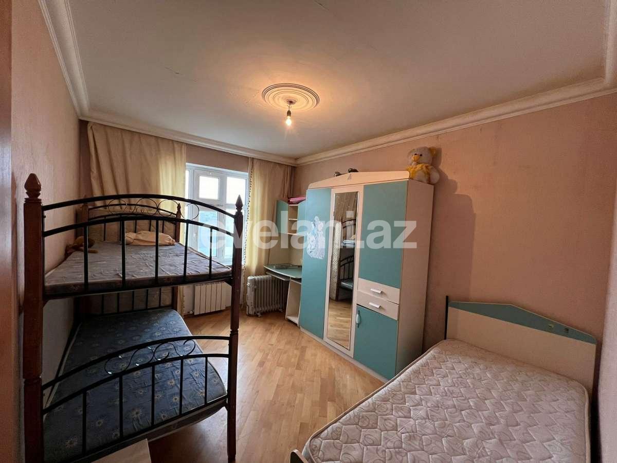 Satılır, köhnə tikili, 3 otaqlı, 80 m², Bakı, Suraxanı r, Yeni Günəşli q.