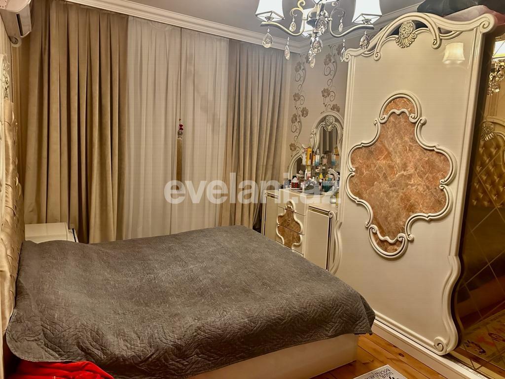 Satılır, köhnə tikili, 3 otaqlı, 90 m², Bakı, Xətai r.