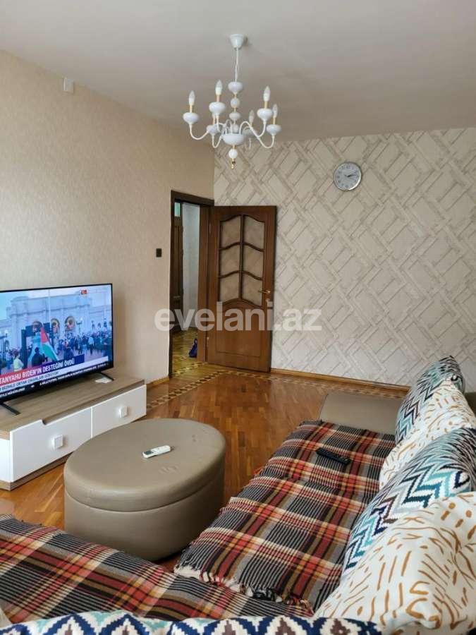 Satılır, köhnə tikili, 2 otaqlı, 83 m², Bakı, Xətai r.