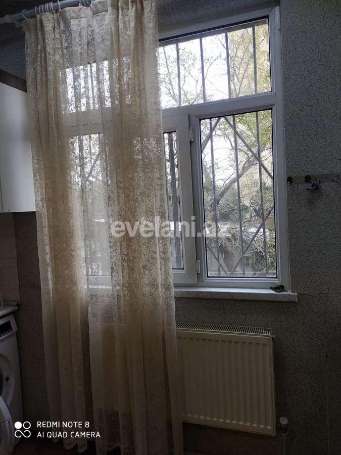 Satılır, köhnə tikili, 1 otaqlı, 45 m², Bakı, Binəqədi r, 9-cu mikrorayon q, Memar Əcəmi m.