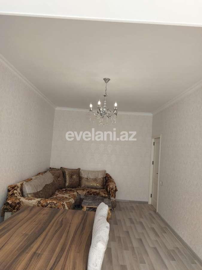 Kirayə verilir, köhnə tikili, 3 otaqlı, 90 m², Bakı, Binəqədi r, 8-ci mikrorayon q, Azadlıq prospekti m.