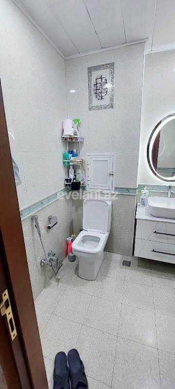 Satılır, köhnə tikili, 2 otaqlı, 60 m², Bakı, Xətai r, Əhmədli q, Həzi Aslanov m.