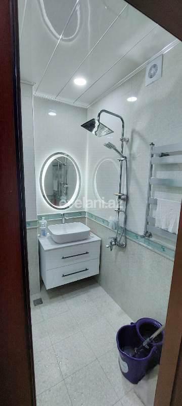 Satılır, köhnə tikili, 2 otaqlı, 60 m², Bakı, Xətai r, Əhmədli q, Həzi Aslanov m.