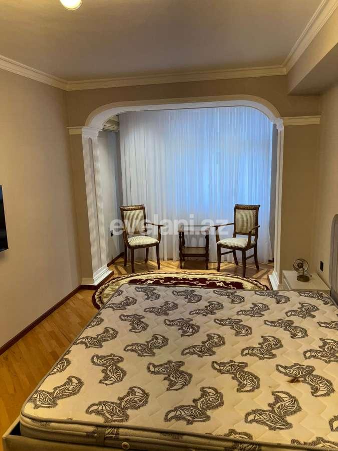Kirayə verilir, yeni tikili, 3 otaqlı, 130 m², Bakı, Yasamal r, İçəri Şəhər m.