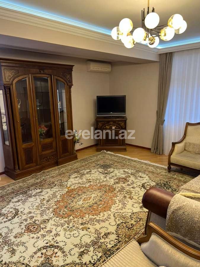 Kirayə verilir, yeni tikili, 3 otaqlı, 130 m², Bakı, Yasamal r, İçəri Şəhər m.