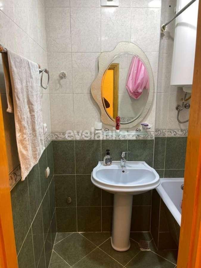 Kirayə verilir, köhnə tikili, 2 otaqlı, 90 m², Bakı, Yasamal r, Elmlər Akademiyası m.