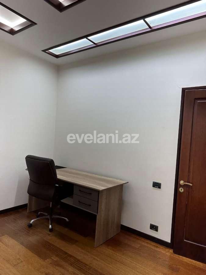 Kirayə verilir, yeni tikili, 5 otaqlı, 182 m², Bakı, Səbail r, 28 may m.