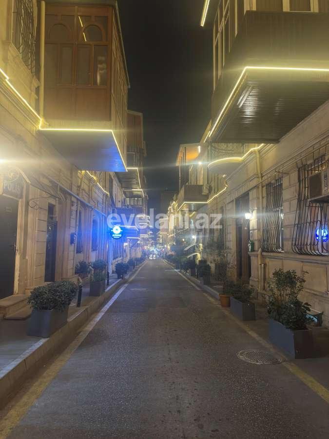 Сдаётся, вторичка, 2-комнаты, 55 m², Баку, Сабаильский r, Ичери Шехер m.