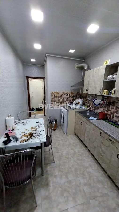 Satılır, köhnə tikili, 3 otaqlı, 75 m², Bakı, Səbail r, Badamdar q.