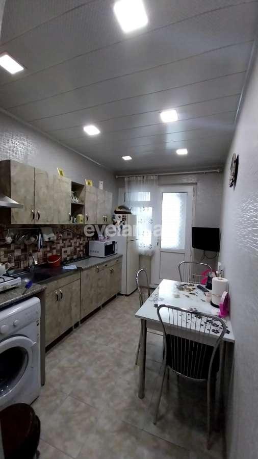 Satılır, köhnə tikili, 3 otaqlı, 75 m², Bakı, Səbail r, Badamdar q.