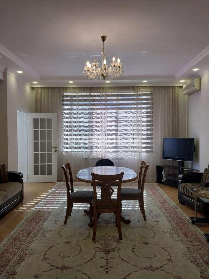 Kirayə verilir, yeni tikili, 3 otaqlı, 105 m², Bakı, Yasamal r, Nizami m.