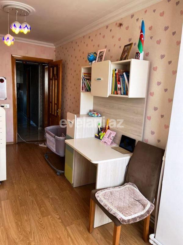 Satılır, köhnə tikili, 3 otaqlı, 75 m², Bakı, Xətai r, Əhmədli q, Həzi Aslanov m.