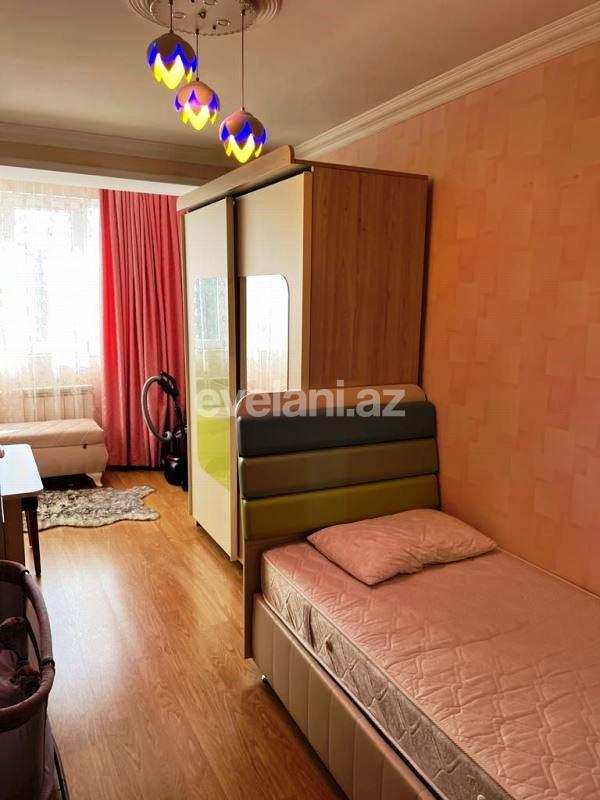 Satılır, köhnə tikili, 3 otaqlı, 75 m², Bakı, Xətai r, Əhmədli q, Həzi Aslanov m.