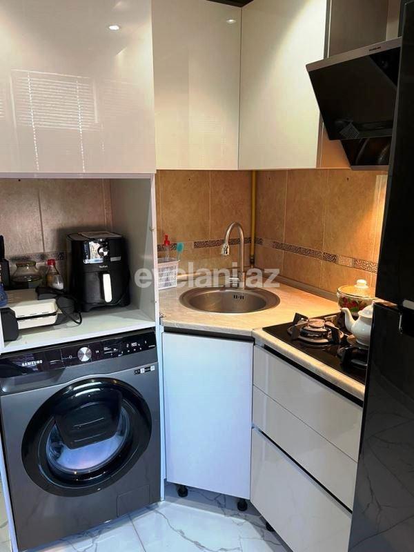 Satılır, köhnə tikili, 3 otaqlı, 75 m², Bakı, Xətai r, Əhmədli q, Həzi Aslanov m.