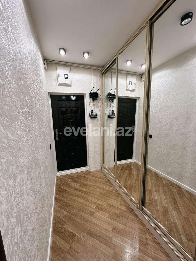 Satılır, köhnə tikili, 2 otaqlı, 60 m², Bakı, Suraxanı r, Günəşli q, Xalqlar Dostluğu m.