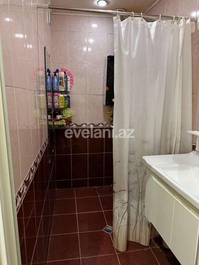 Satılır, köhnə tikili, 2 otaqlı, 60 m², Bakı, Suraxanı r, Günəşli q, Xalqlar Dostluğu m.