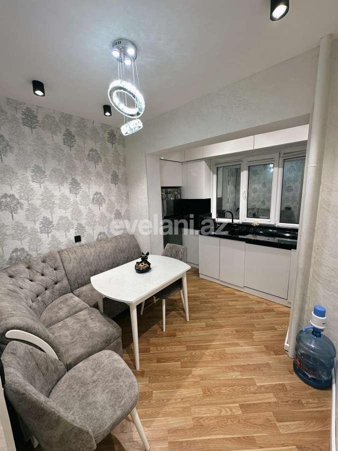 Satılır, köhnə tikili, 2 otaqlı, 60 m², Bakı, Suraxanı r, Günəşli q, Xalqlar Dostluğu m.