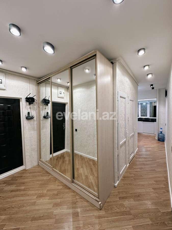 Satılır, köhnə tikili, 2 otaqlı, 60 m², Bakı, Suraxanı r, Günəşli q, Xalqlar Dostluğu m.