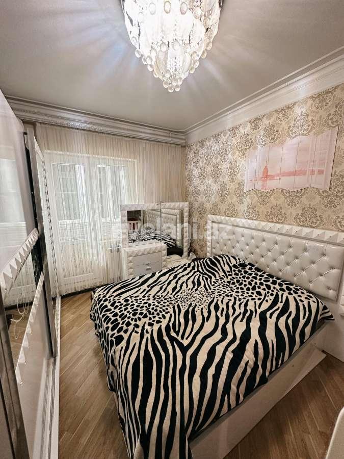 Satılır, köhnə tikili, 2 otaqlı, 60 m², Bakı, Suraxanı r, Günəşli q, Xalqlar Dostluğu m.
