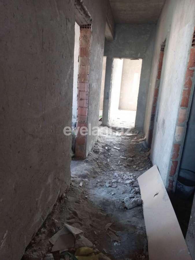 Satılır, yeni tikili, 4 otaqlı, 198 m², Bakı, Binəqədi r, 8-ci mikrorayon q, Azadlıq prospekti m.