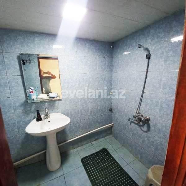 Sale, old building, 3 room, 85 m², Baku, Sabunchu r, Bakikhanov d, Neftchilar m.