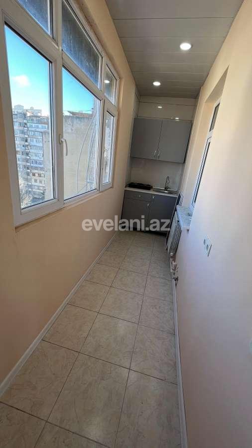 Satılır, köhnə tikili, 2 otaqlı, 50 m², Bakı, Yasamal r, Elmlər Akademiyası m.